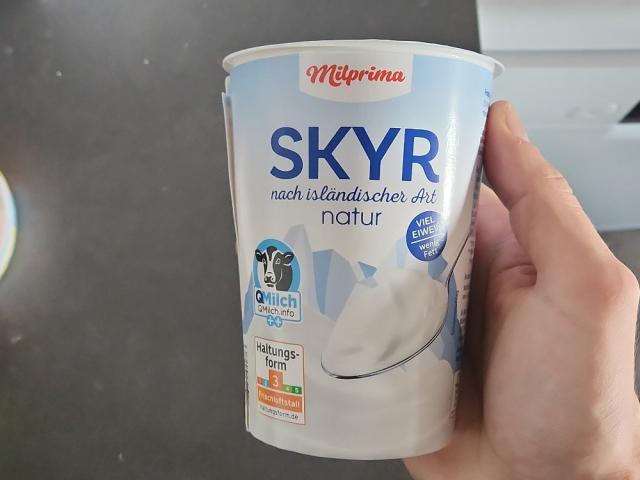 SKYR von R3M4K3R | Hochgeladen von: R3M4K3R