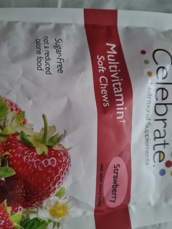 WLS Celebrate Multivitamin (strawberry), 100g meint 15g = 1 Portion Soft Chews von piastricken | Hochgeladen von: piastricken