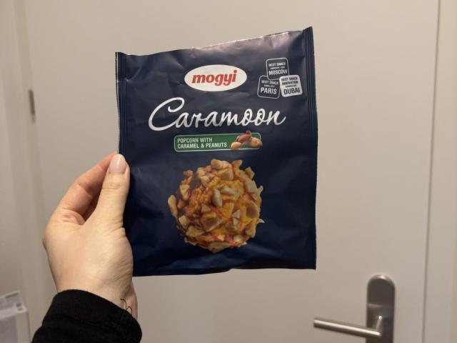 Caramoon, Popcorn with Caramel & Peanuts by alicetld | Uploaded by: alicetld