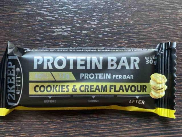 protein bar cookies&cream flavour, 40% by dianabxb | Uploaded by: dianabxb