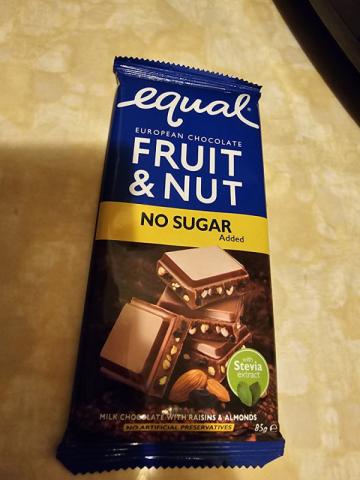 equal chocolate fruit and nut by Celine3 | Hochgeladen von: Celine3