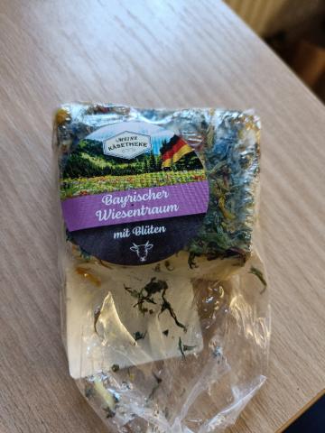 bayrischer Wiesentraum, Weichkäse mit Blüten von JM501 | Hochgeladen von: JM501