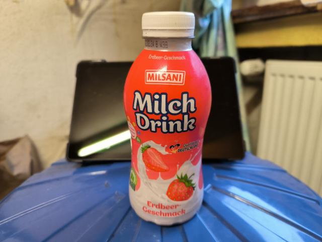 Milch Drink Erdbeer-Geschmack by KaraDara | Uploaded by: KaraDara