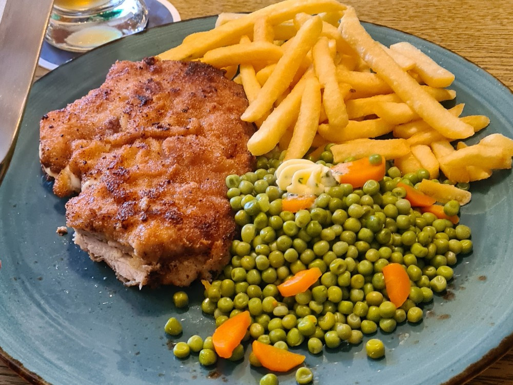 Hochgeladen von: R4ven