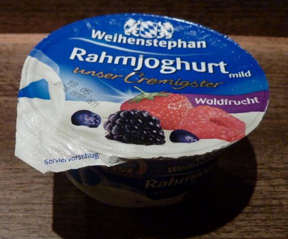 Frischer Rahmjoghurt mild, Waldfrüchte | Hochgeladen von: Schlickwurm