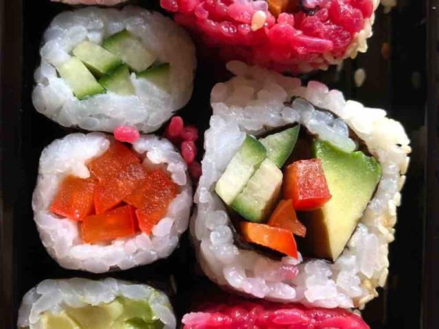 Maki Mix (vegan), Avocado, Mango, Gurke, Paprika von Florian234 | Hochgeladen von: Florian234