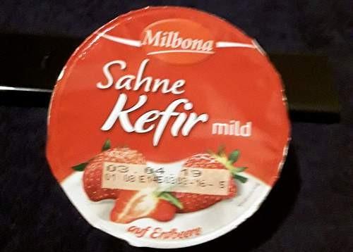 Sahne Kefir mild, auf Erdbeere | Hochgeladen von: tjhbk246