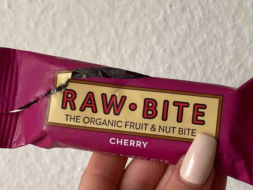 raw bite cherry von AlmavdV | Hochgeladen von: AlmavdV