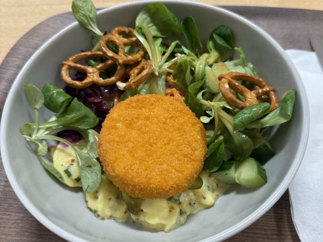 Hochgeladen von: noName24 Hochgeladen von: noName24