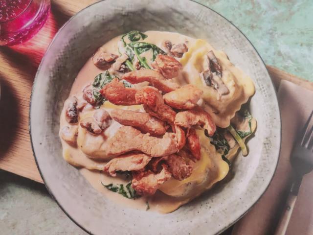 Hochgeladen von: Fränzine98