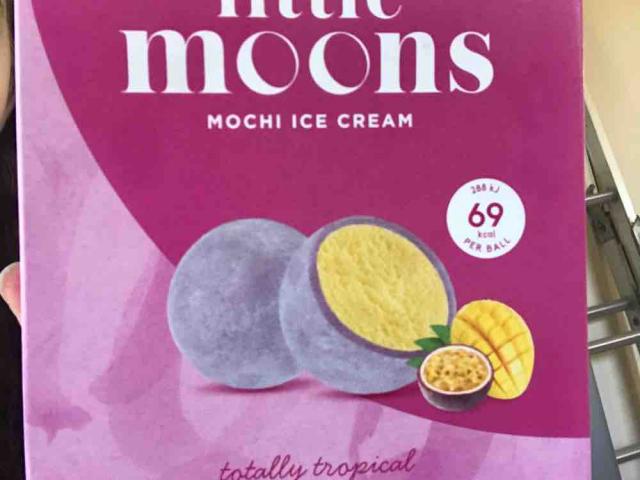 mango and passion fruit little moons by EmilyWatts | Hochgeladen von: EmilyWatts