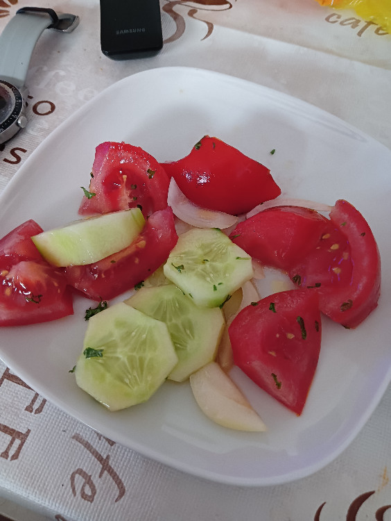 Gurken Tomaten Salat, Genussplan von Ekaterini Coutri | Hochgeladen von: Ekaterini Coutri