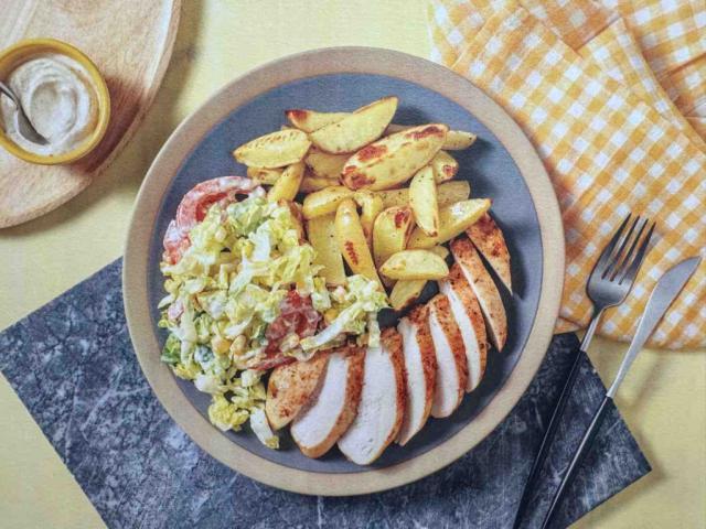 Cajun-Chicken mit Salat in Buttermilch-Dressing, dazu Kartoffelw | Hochgeladen von: AnniPoeh