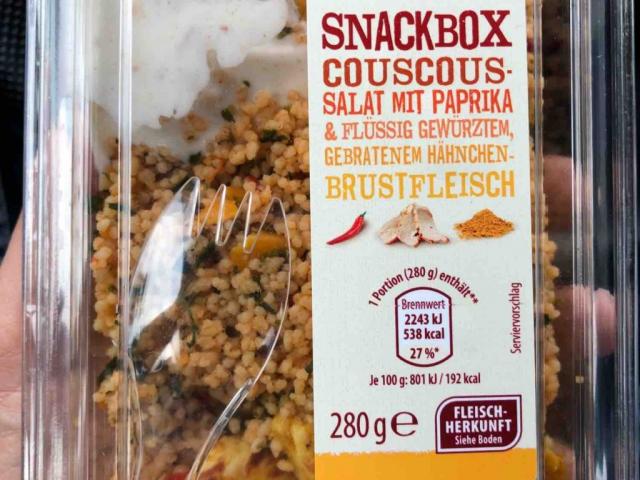 Couscoussalat mit Paprika und flüssig gewürztem, gebratenem Hähn | Hochgeladen von: BavarianGuy82