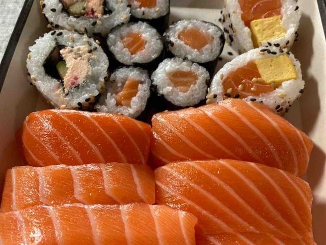 Sushi, Salmone von FrenchcoreKillah | Hochgeladen von: FrenchcoreKillah