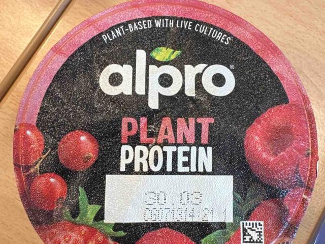 Alpro Plant Protein Red Berries by Samantha Mller | Uploaded by: Samantha Mller