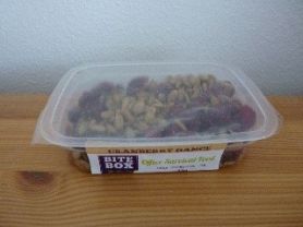Bite Box Cranberry Dance, Nuss-Trockenobst-Mix | Hochgeladen von: Flattflatt Bite Box Cranberry Dance, Nuss-Trockenobst-Mix | Hochgeladen von: Flattflatt