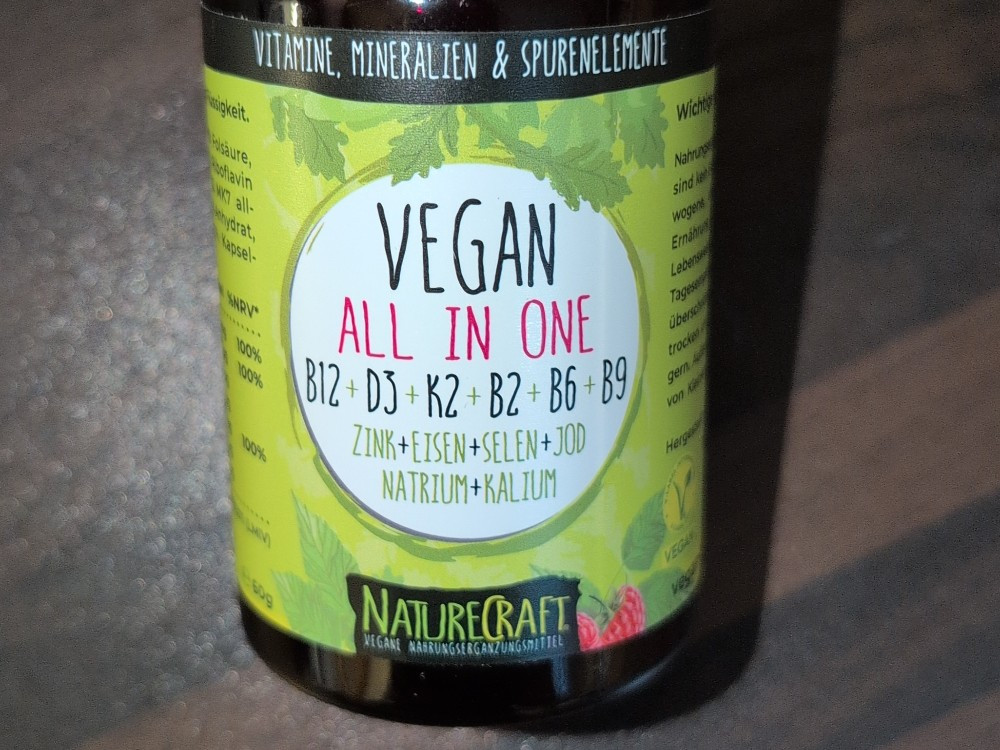 Hochgeladen von: Arya007