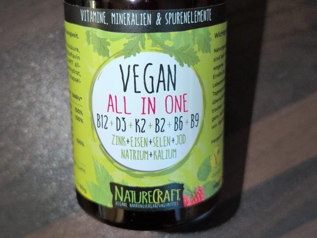 Hochgeladen von: Arya007