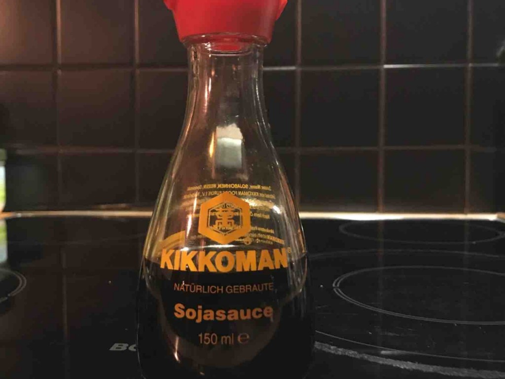 Sojasauce Kikkoman, natürlich gebraut von bty | Hochgeladen von: bty Sojasauce Kikkoman, natürlich gebraut von bty | Hochgeladen von: bty