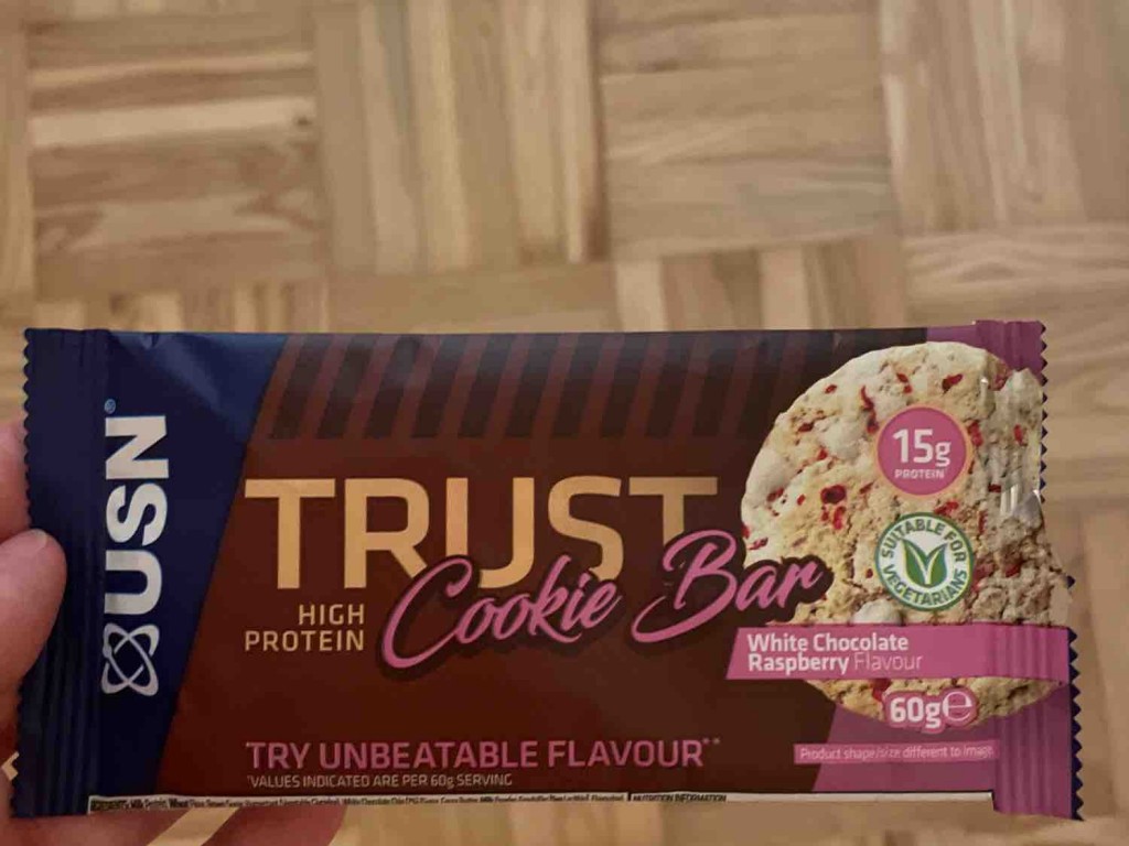 Trust Cookie Bar High Protein, White Chocolate Raspberry von hub | Hochgeladen von: hubsala