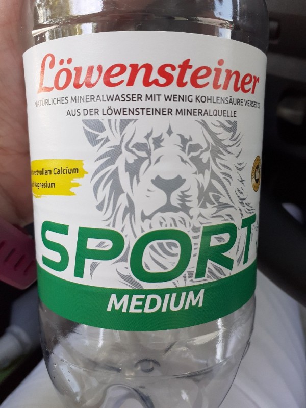 Löwensteiner Mineralwasser, medium von waitedjulia | Hochgeladen von: waitedjulia