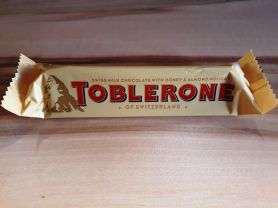 Toblerone, Swiss Milk Chocolate with honey  | Hochgeladen von: cucuyo111