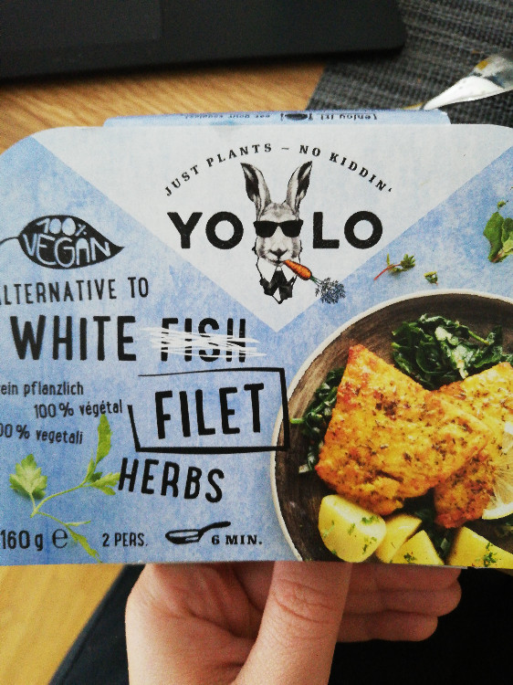 Vegan White Fish Filet, herbs by rosshuts | Hochgeladen von: rosshuts