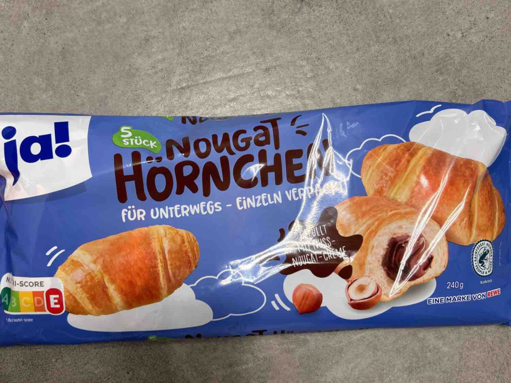 Nougat Hörnchen von diealiciaa | Hochgeladen von: diealiciaa