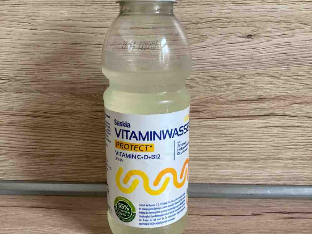 Saskia Vitaminwasser, mit Zitronen-Holunder-Blüten-Geschmack von shirindehnke750 | Hochgeladen von: shirindehnke750