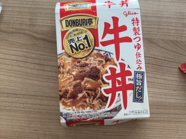 Donburi-Tei Gyudon von devve | Hochgeladen von: devve Donburi-Tei Gyudon von devve | Hochgeladen von: devve