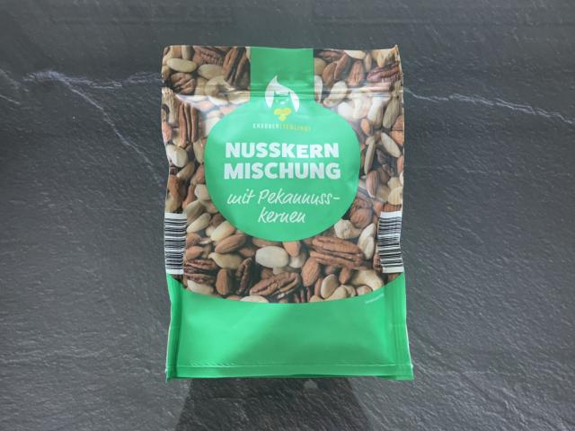 Hochgeladen von: Nicolaschef