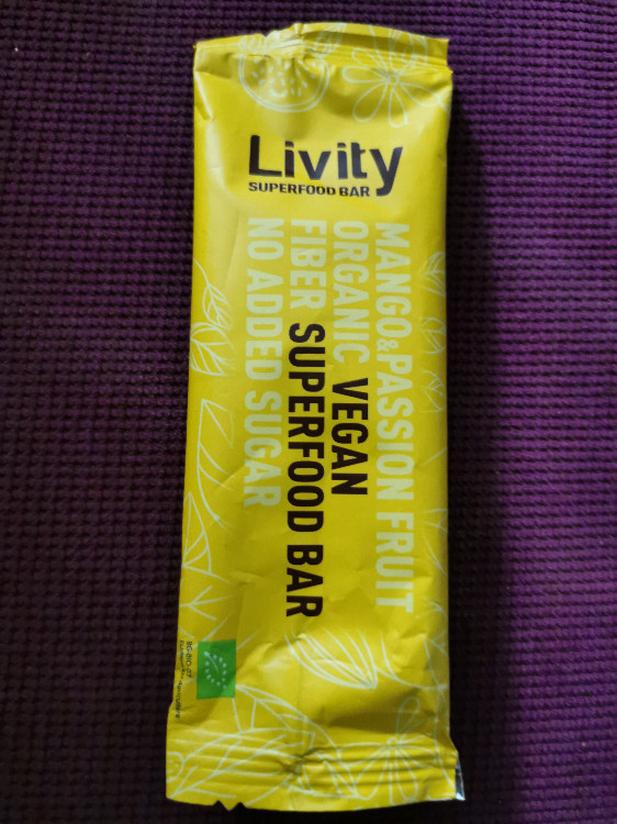 Livity Mango Passion Fruit Vegan Superfood Bar von whoskristin | Hochgeladen von: whoskristin