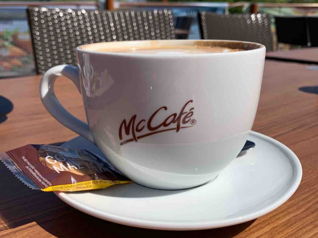 McCafe Cappuccino Grande mit fettarmer Milch, Cappuccino von wal | Hochgeladen von: waldvolk