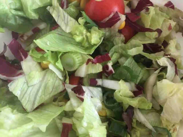 Pflücksalat mit Mais , Cherrytomaten und Jungzwiebel von Demanim | Hochgeladen von: Demanimanie