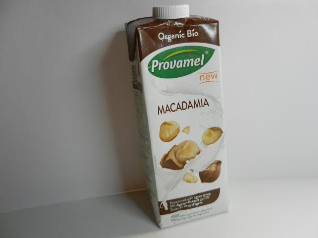 Biologischer Macadamiadrink, Macadamia | Hochgeladen von: maeuseturm