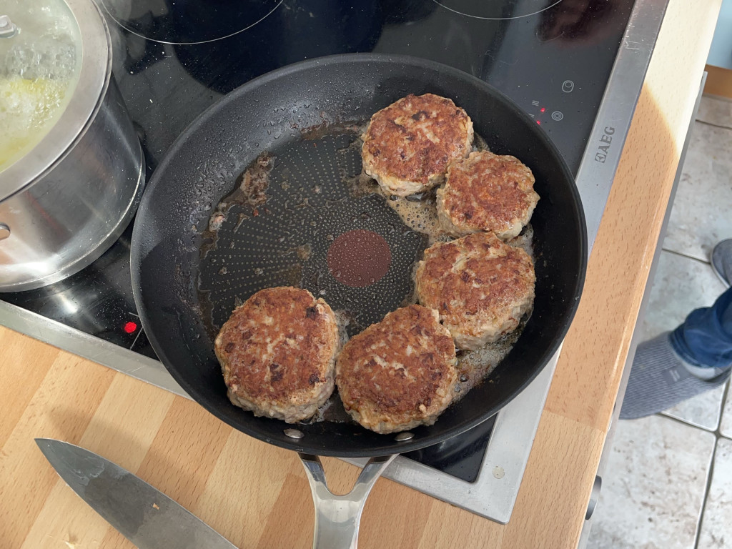 Hochgeladen von: StineaFee