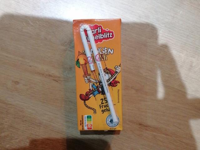 Hochgeladen von: Kleenenimmtab Hochgeladen von: Kleenenimmtab