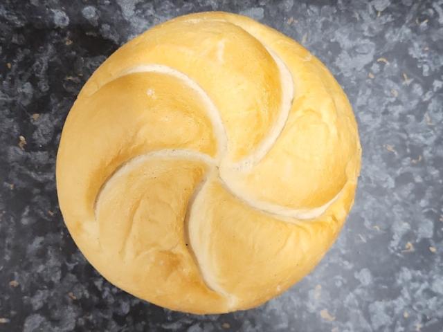 Hochgeladen von: lxni.ftl Hochgeladen von: lxni.ftl