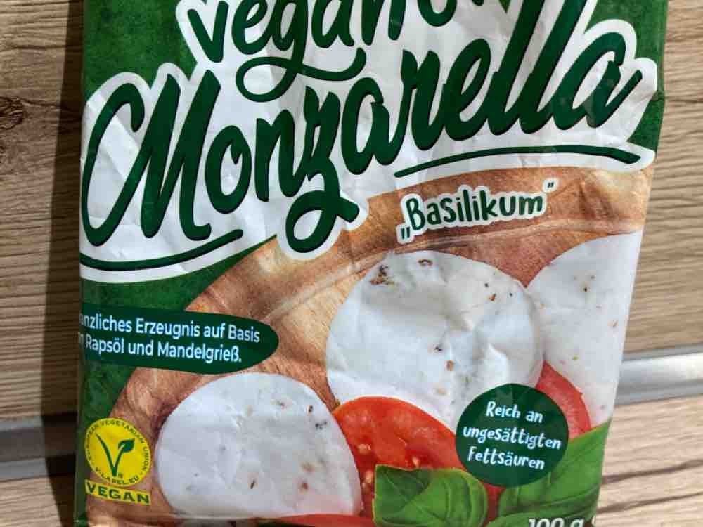 Veganer Monzarella, Basilikum von shirindehnke750 | Hochgeladen von: shirindehnke750