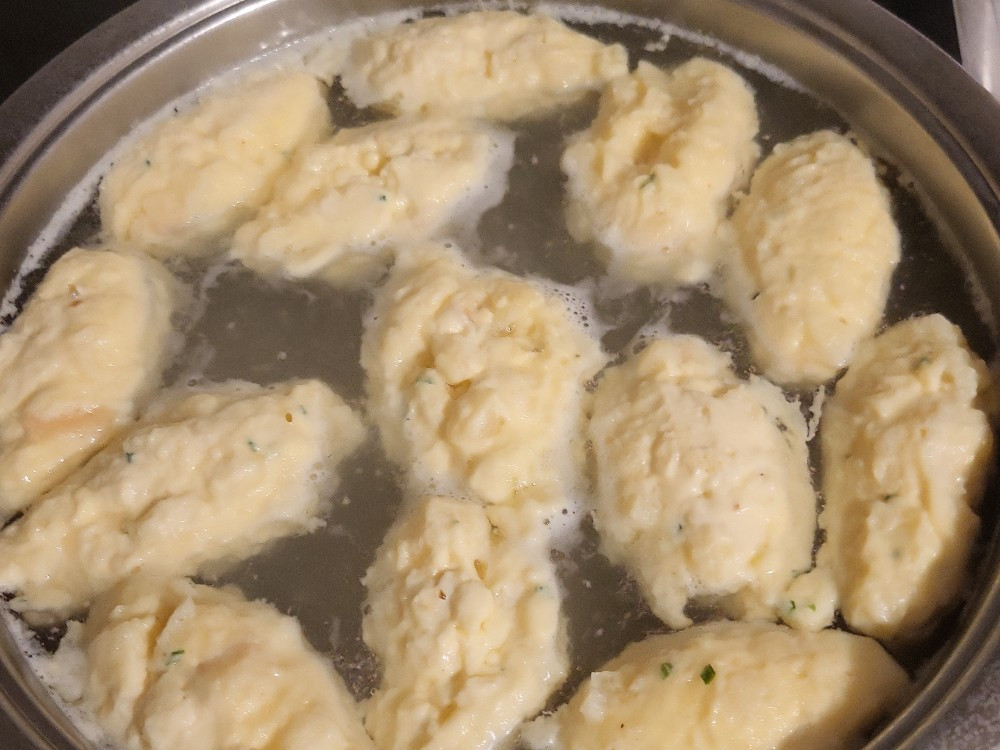 Hochgeladen von: Benji816