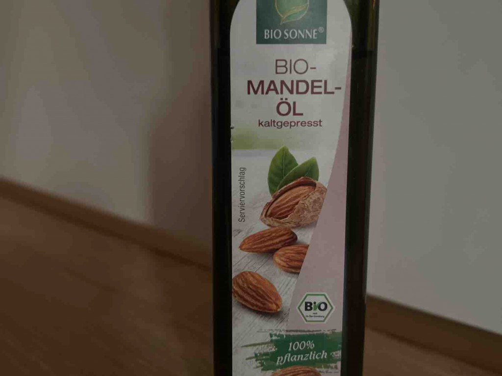 Mandel-Öl Bio, kaltgepresst von DaniSchneid | Hochgeladen von: DaniSchneid