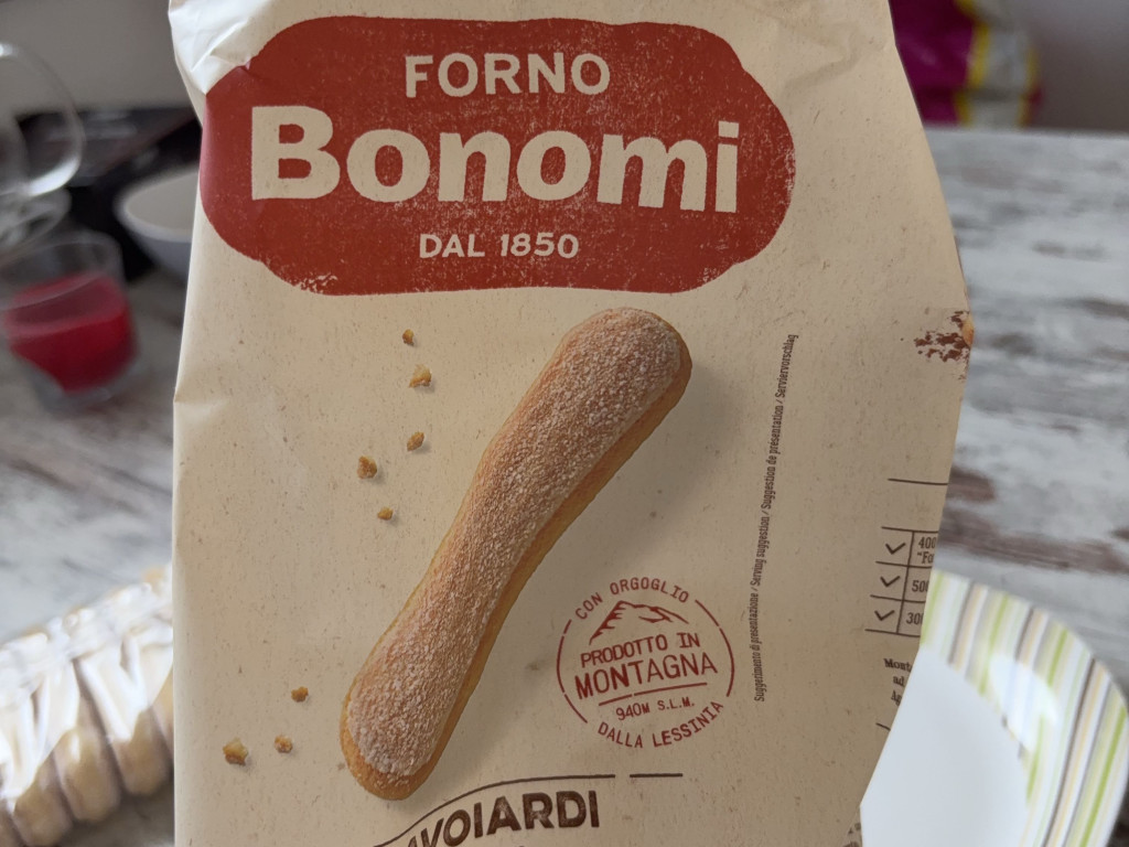 Hochgeladen von: celina080104