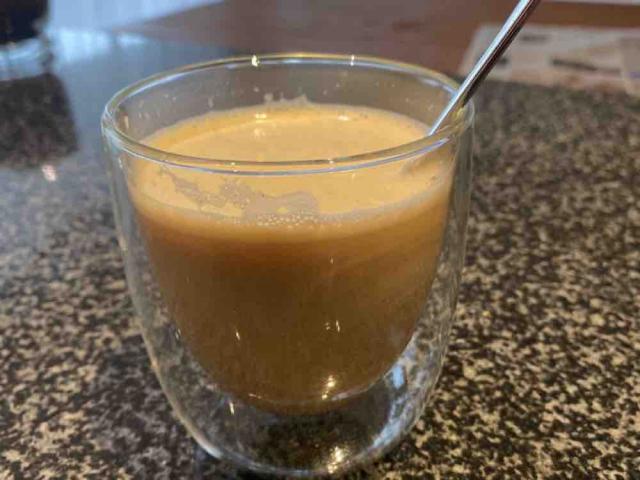Kaffee mit Magermilch von ceelinee | Hochgeladen von: ceelinee