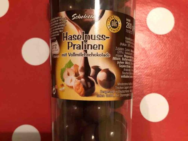 Haselnuss-Pralinen, mit Vollmilchdchokolade von davidjo123578 | Hochgeladen von: davidjo123578