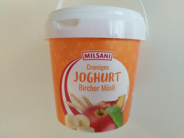 Joghurt Bircher Müsli by Fuyula | Uploaded by: Fuyula