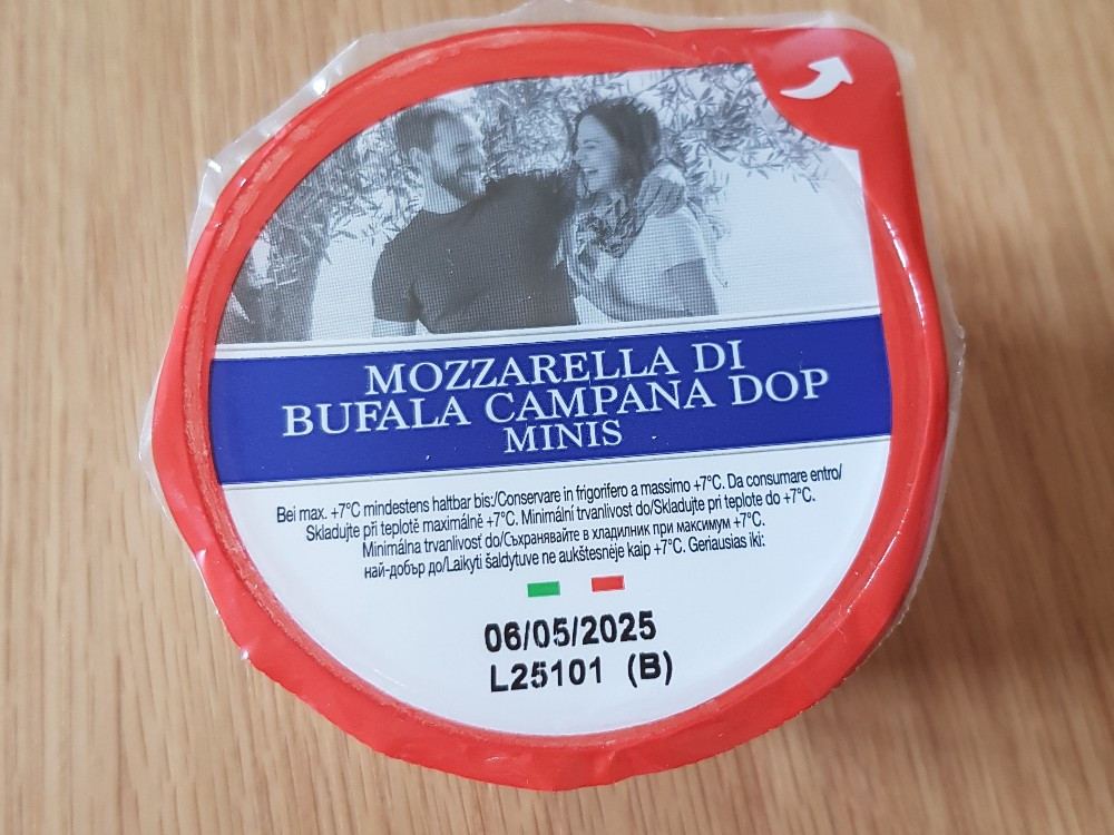 Mozzarella Di Bufala Campana DOP Minis von LM2017 | Hochgeladen von: LM2017 Mozzarella Di Bufala Campana DOP Minis von LM2017 | Hochgeladen von: LM2017