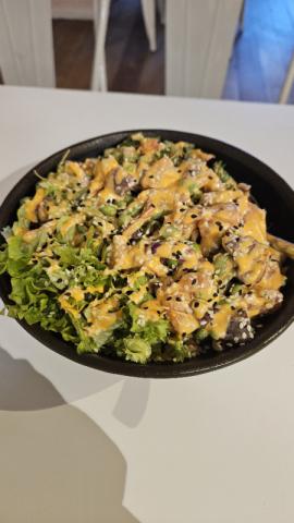Salmon Bowl, with Rice and VulCano Sauce by kimomydog | Uploaded by: kimomydog