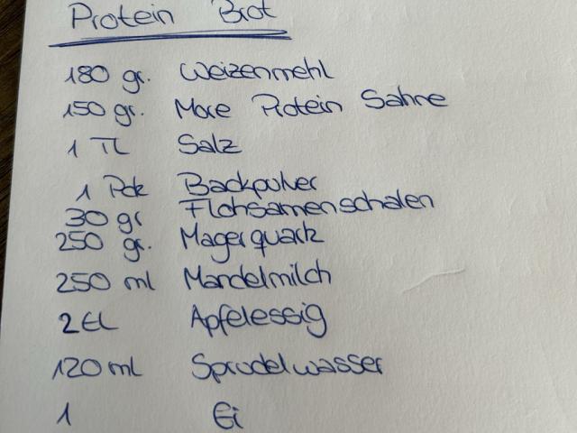 Hochgeladen von: Laura1206 Hochgeladen von: Laura1206