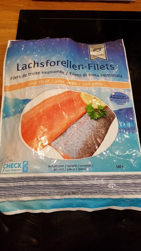 Lachsforellen-Filets, mit Haut von frnzm | Hochgeladen von: frnzm